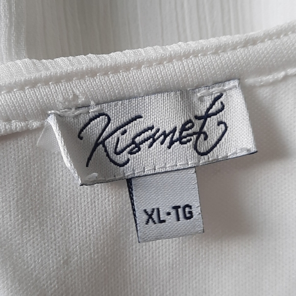 White dress - Picture 4 of 4